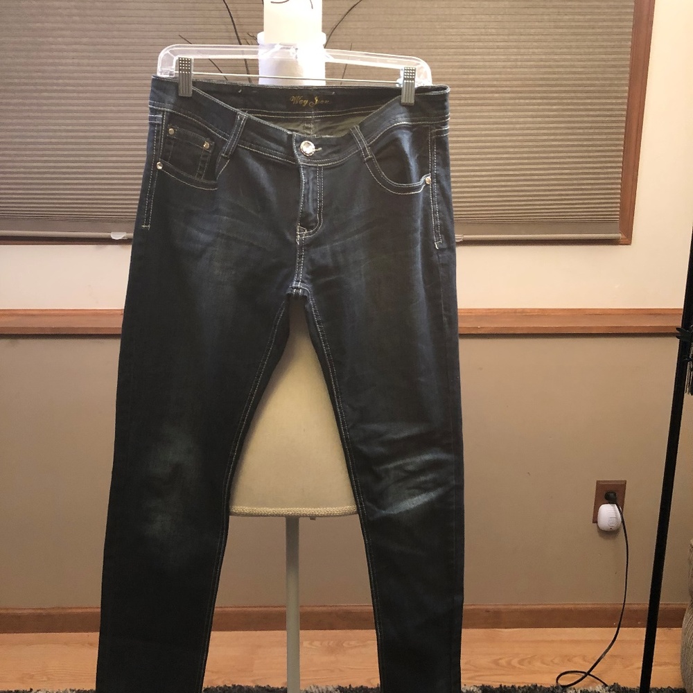 jeans - Picture 3 of 3